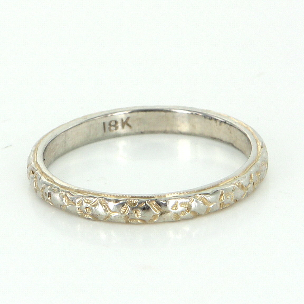 Embossed Flower Wedding Band Ring Vintage Deco 18 Karat White