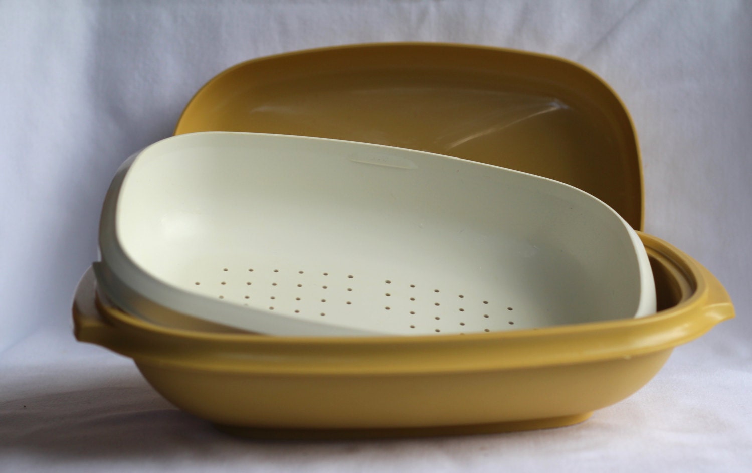 Vintage Tupperware Oval Gold and Almond Steamer Set retro plastic