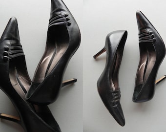 black stilettos \ pointy pumps \ amalfi heels