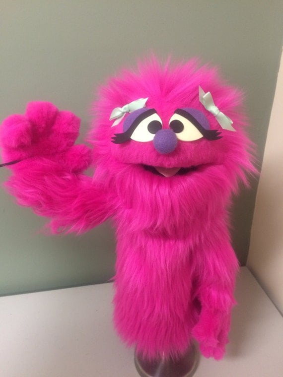 Penelope Monster Hand Puppet / muppet