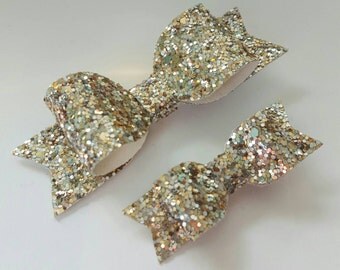Little girl hair clips, gold hair clip, matching Hair Clips, gold hair bow, Toddler Hair Clip, Sparkling Hair Bow, party hair clips