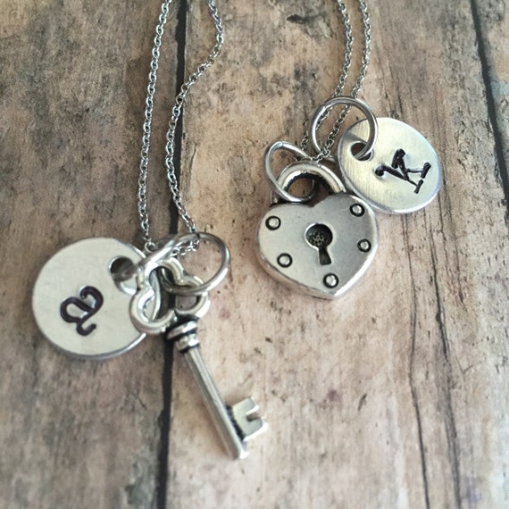 Long Distance Relationship Necklace Lock by