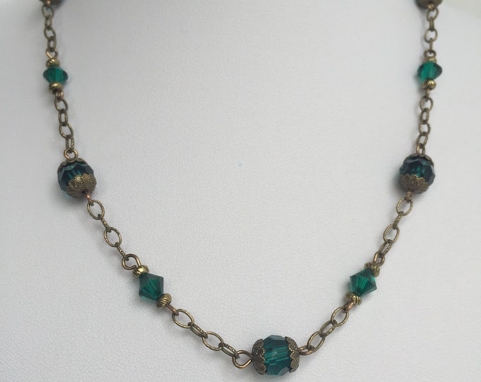 Dark Swarovski Green, Green Swarovski necklace, green necklace, crystal necklace, crystal jewelry, Swarovski necklace, Swarovski jewelry