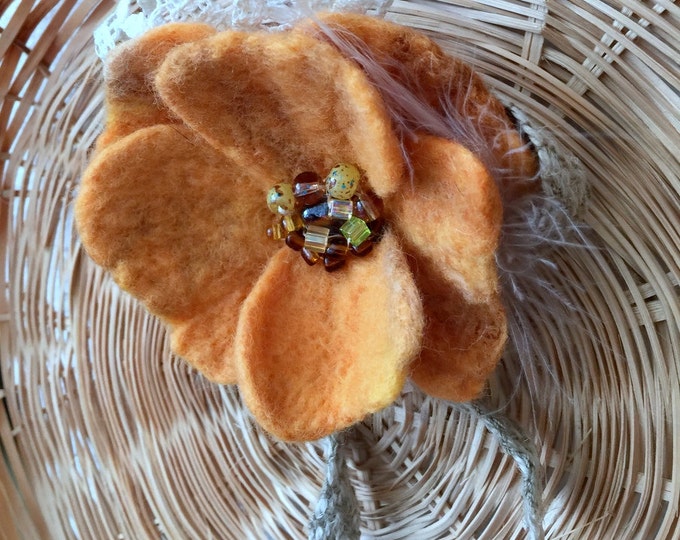 Felted Flower, Hand Felted Brooch, Felted Brooch Orange Flower Felted Wool Jewelry, Gift for Her Clothing Decoration, Wet Felted Wool Flower