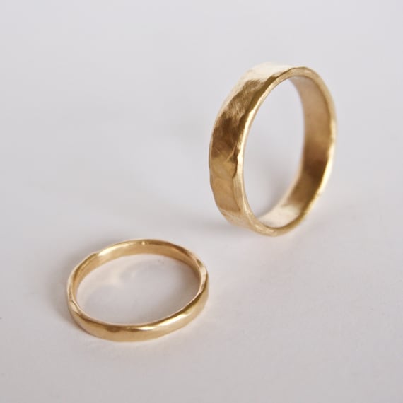 Two Organic Shape Gold Rings Wedding Ring Set Two Textured