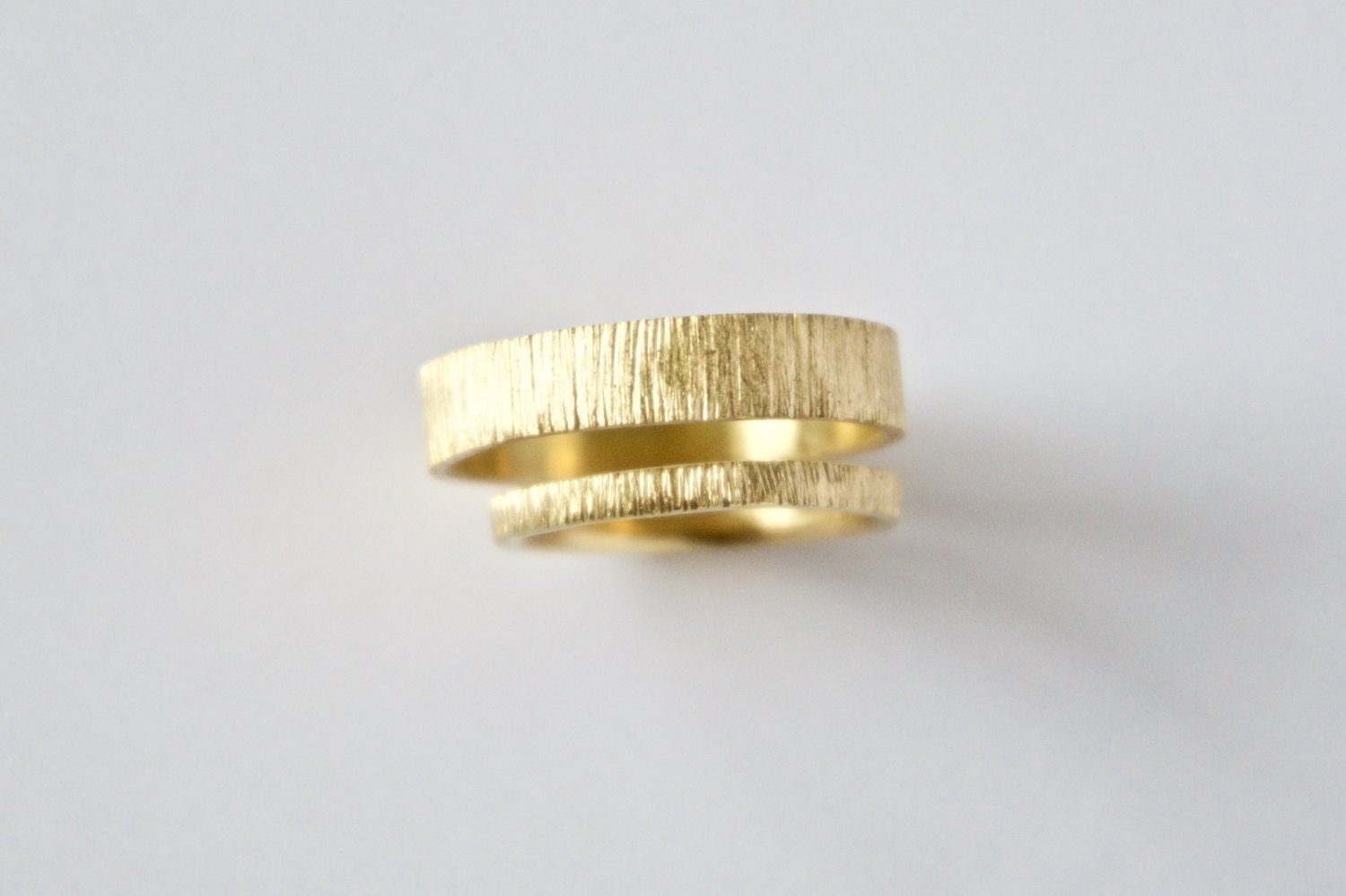 18 karat gold wedding ring set