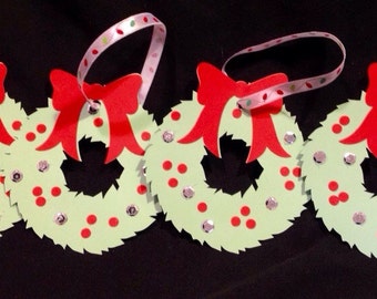 Set of 4 Christmas wreath gift tags, package toppers, ornaments