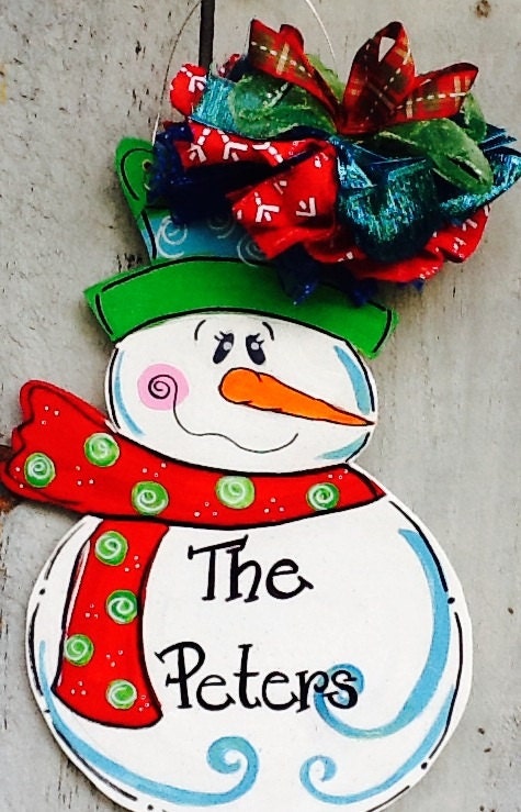 Frosty door hanger, snowman door hanger, snowman sign, snowman door sign, holiday door hanger, winter door hanger, winter sign,
