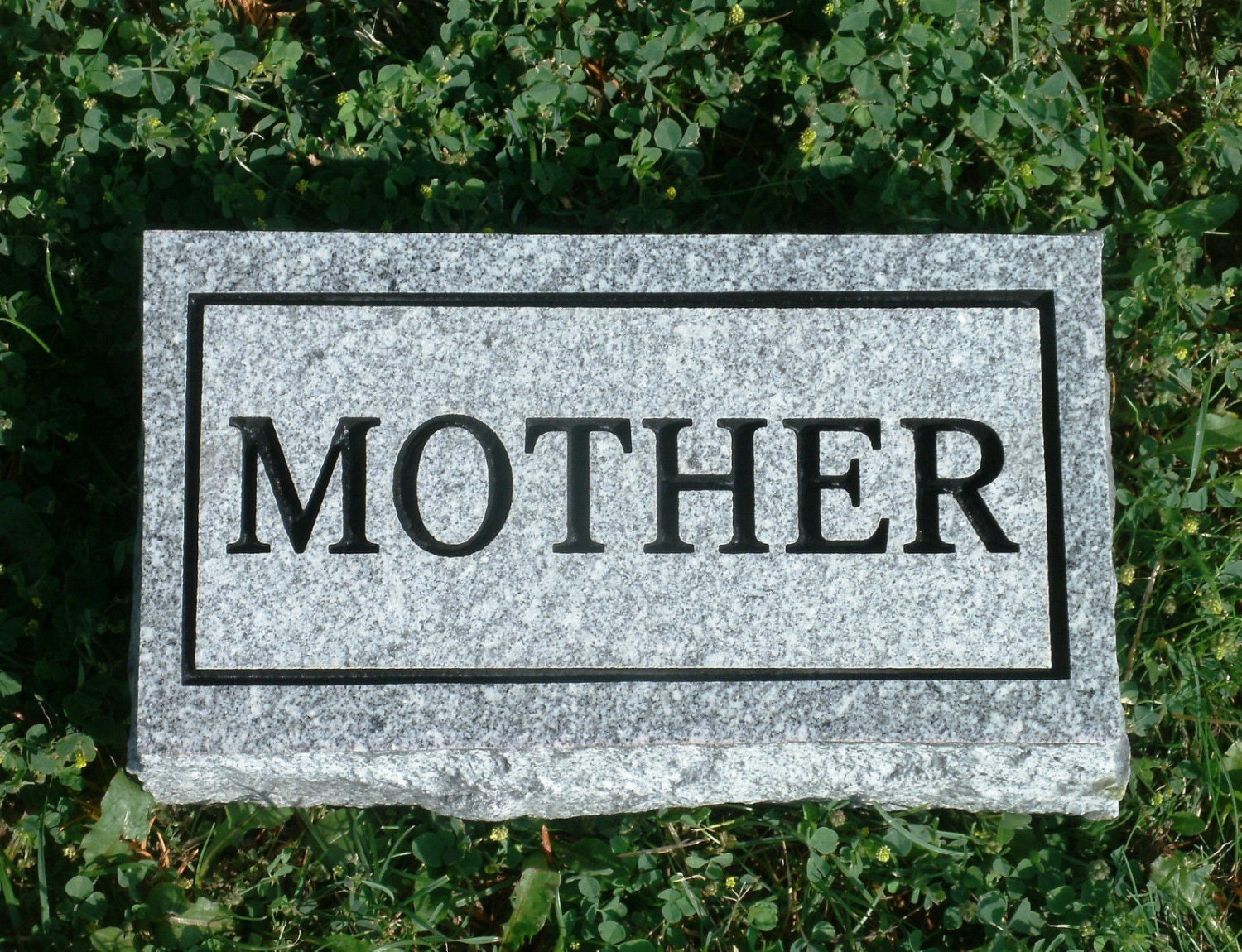 Grave foot stone gray 10 x 5 x 4 granite includes