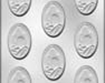 Oval/Praying Hands Chocolate Candy Mold with Exclusive FlavorTools Copyrighted Chocolate Molding Instructions 90-7608