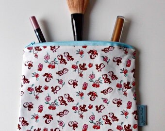 Magpie Makeup Bag, Retro Toiletry Bag, Zipped Pouch, Cosmetic Bag. White, Magpies. 100% Cotton, Fully Lined. Gifts for Her...