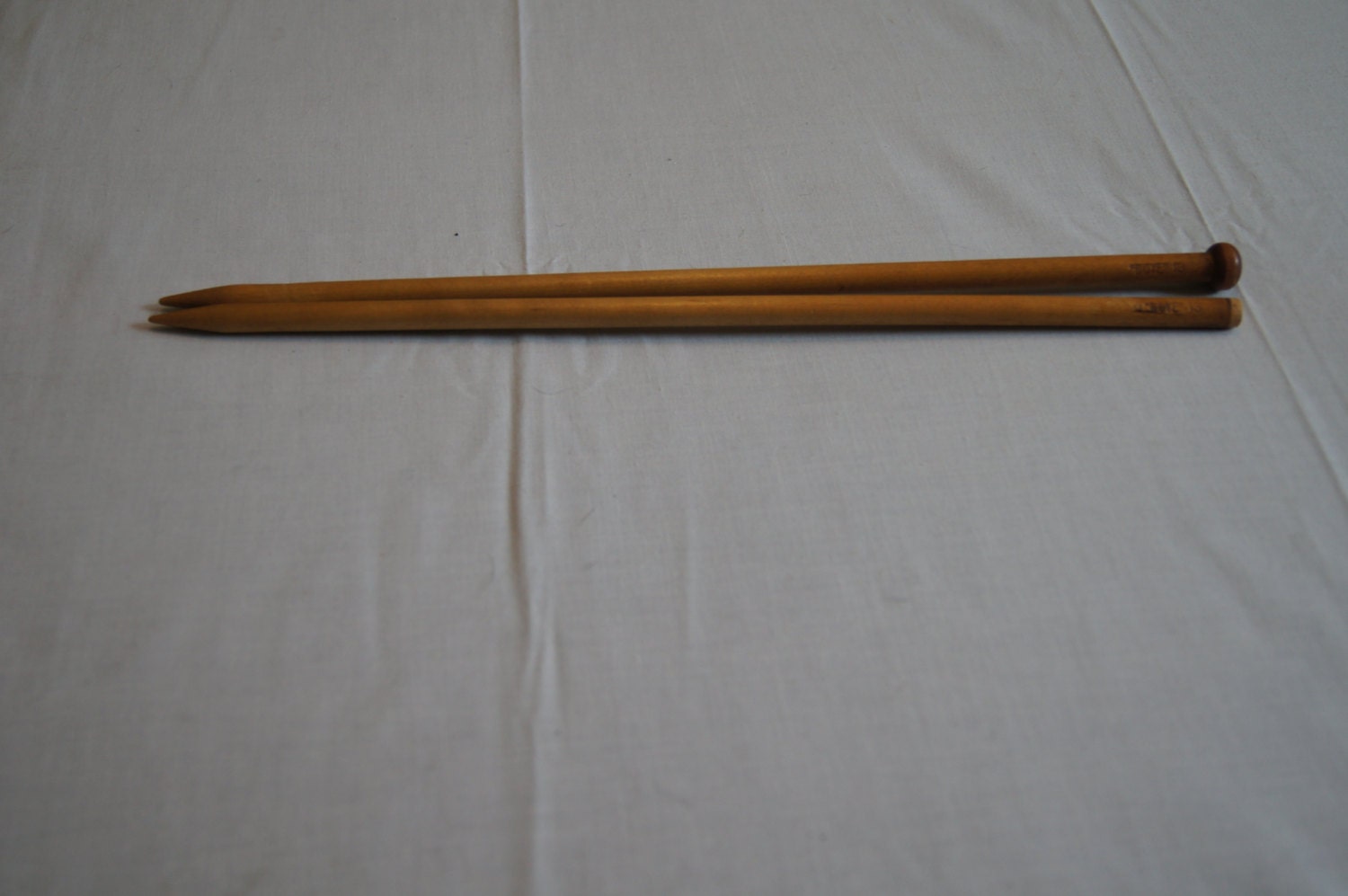Vintage 1950's Wooden Knitting Needles 13 Boye