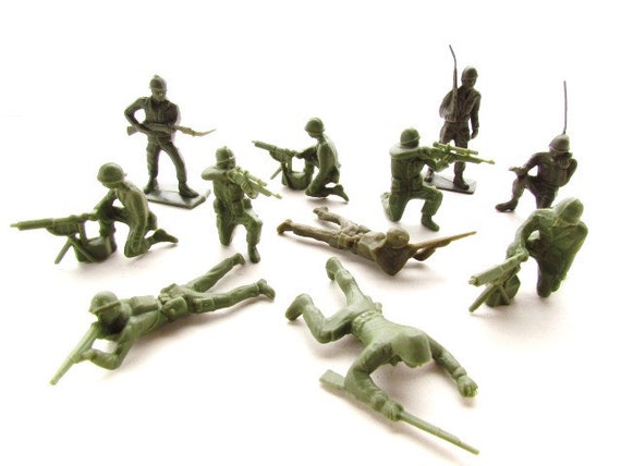 1960's Vintage Tim Mee Army Men Set of 11.