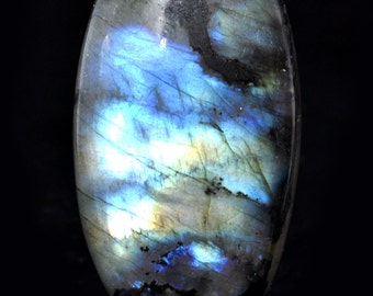 Items similar to Ulexite Cat's Eye Cabochon, 11.7 carat - Rare and ...