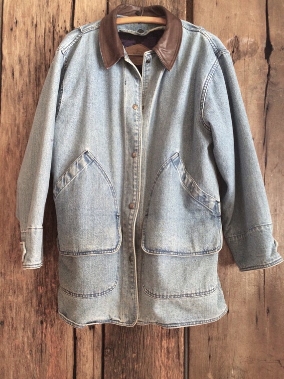 Woolrich Lined Denim Vintage Jacket with Leather Collar.
