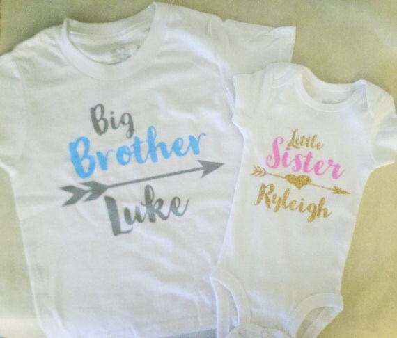Personalized Big Brother/ Little Sister Shirt / Onesie set