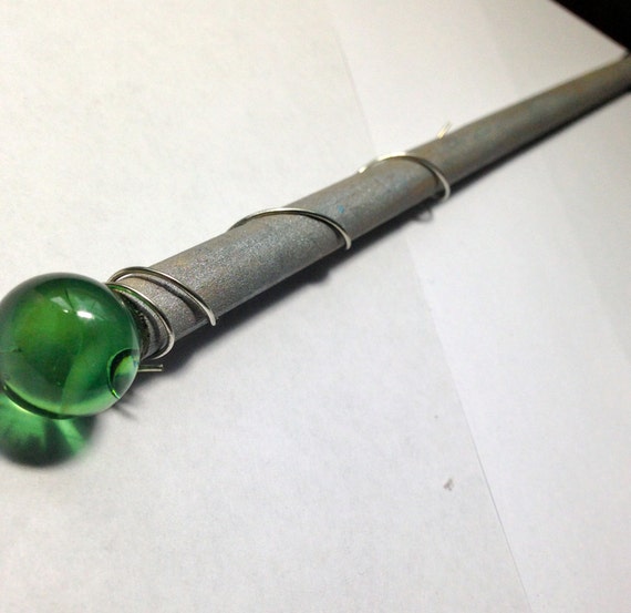 Items similar to Slytherin Wand on Etsy