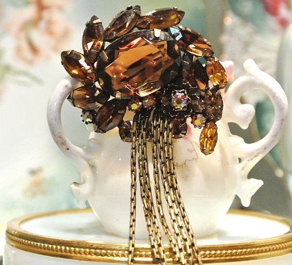 Vintage Rhinestone Brooch 1950s 50s Mid Century Midcentury Chain Tassels Glass Rhinestone AB Aurora Borealis Hollywood Root Beer Amber Topaz