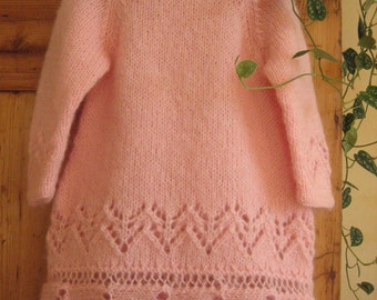 Ma petite chérie knitting dresses. Handmade knitting for girl.