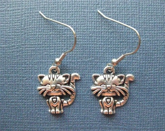 Cat Earrings - Dangle Earrings - Animal Earrings - Cat Jewelry - Cat Lover Jewelry -- E110