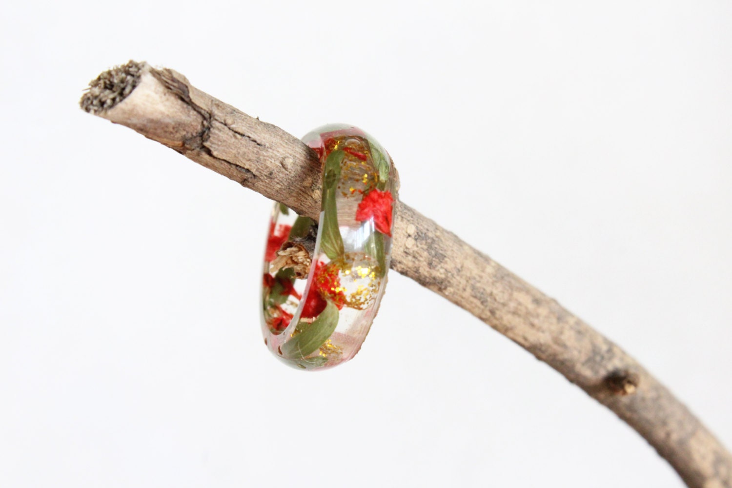 Real Babys Breath and Fern Ring, Resin Ring, Red Ring, Resin Jewelry, Nature Jewelry, Flower Jewelry, Pressed Flower Ring, Christmas Jewelry