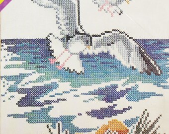 Beach Stamped Cross Stitch Kit – Vintage 70s Pattern - Seagull Birds | Ocean | Summer Embroidery Kit