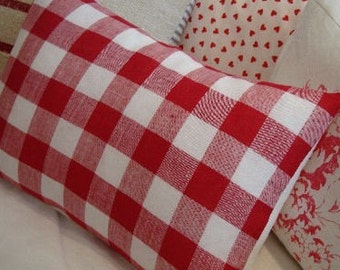 FReNCH Cottage Pillow//ReD Swedish CHecK & White/Denim/Cottage Shabby Chic/Decorative Pillow/Throw Pilow/Beach Decor