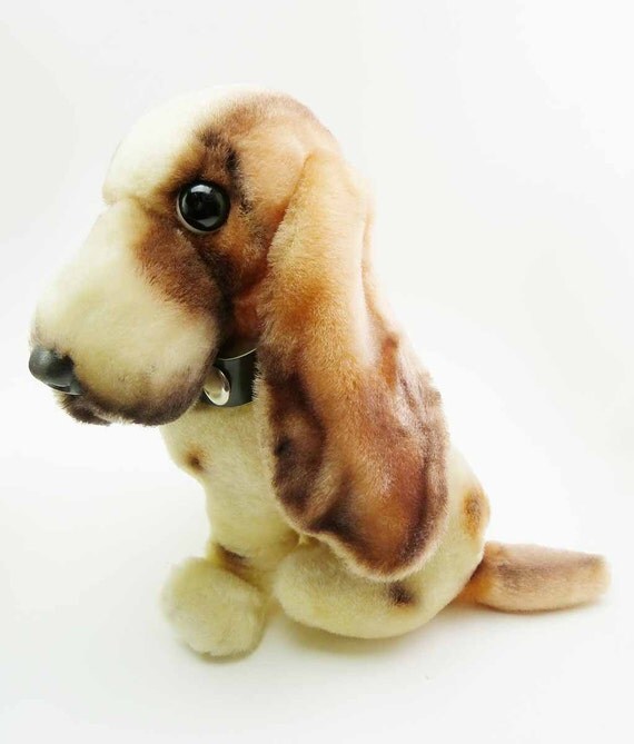 stuffed hound dog toy