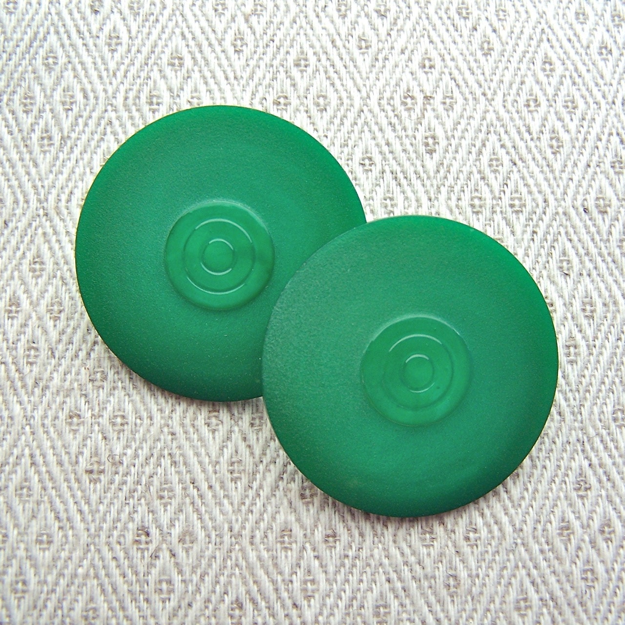 Large Green Buttons, 34mm 11/4 inch Jewel Green Retro Mod Plastic