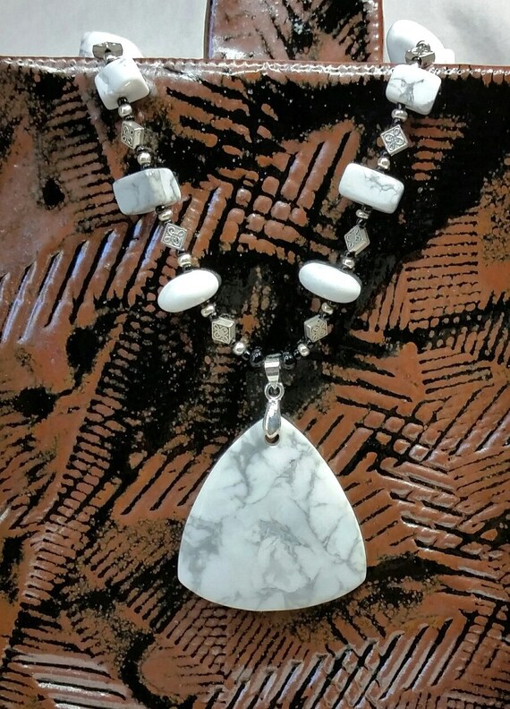 White Marble Triangular Pendant Necklace by BethMannJewelry