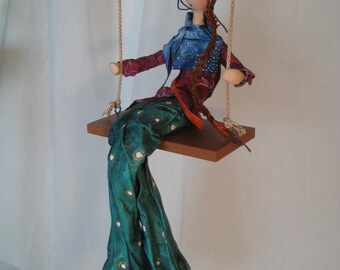 ooak art doll-doll-art doll-bleu -red- pink- orange-bird -marionnette- swing-balançoire- bird nest-figurine- puppet