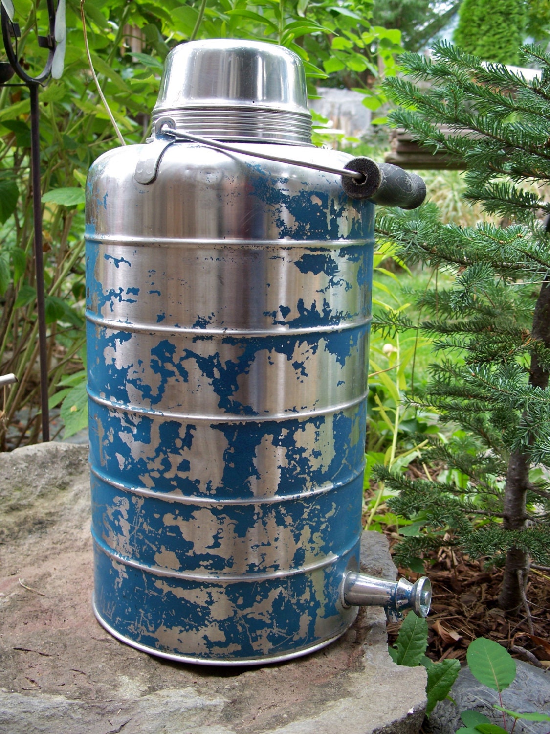 Vintage Metal Water Jug Carrollton Mfg. Co. 2 Gallon Hot