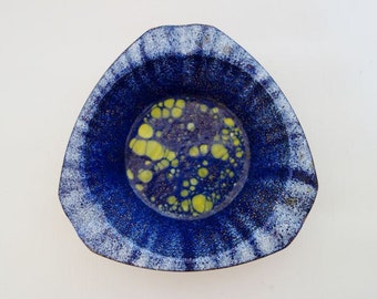 Vintage Modernist Enamel Copper Ashtray in Blue and Yellow