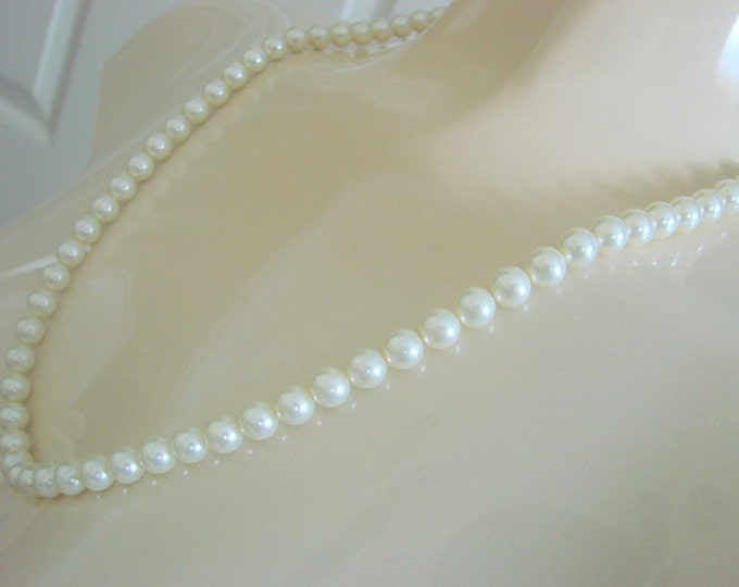 80s Vintage 1928 Simulated Pearl Necklace / Designer Signed / Wedding Bridal / Jewelry / Jewellery