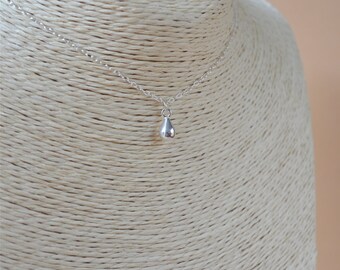 Silver Teardrop Necklace, Tiny Sterling Silver Necklace, Minimalist Jewelry, Sterling Silver Necklace Pendant, Gift for Her, Modern Necklace