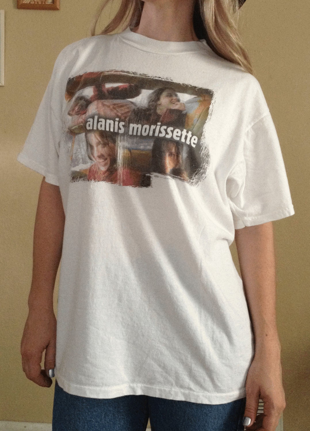 alanis morissette shirt urban outfitters