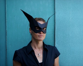 Bat Mask - make your own using our simple PDF download