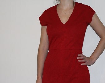 Vintage 1950s red wiggle dress