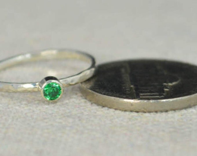 Classic Sterling Silver Emerald Ring, 3mm Silver Solitaire, Solitaire, Silver Jewelry, May Birthstone, Mothers Ring, Silver Band