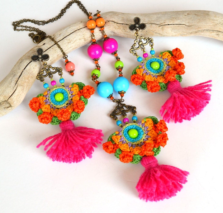 funky pendant mexican necklace colorful ethnic by Marmotescu