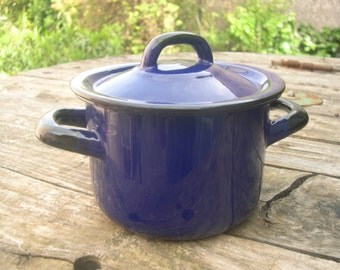 Made all email 50s 40's VINTAGE blue french enameled pot metal former Pan kitchen 1950 1940