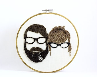 Custom Couple Silhouette Embroidery Hoop Art. Custom Couple Portrait. Cotton Anniversary gift for Him and Her. Father's Day Gift.