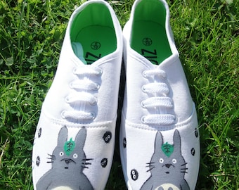 Totoro Hand Painted Canvas Shoes Size 6 EUR 39