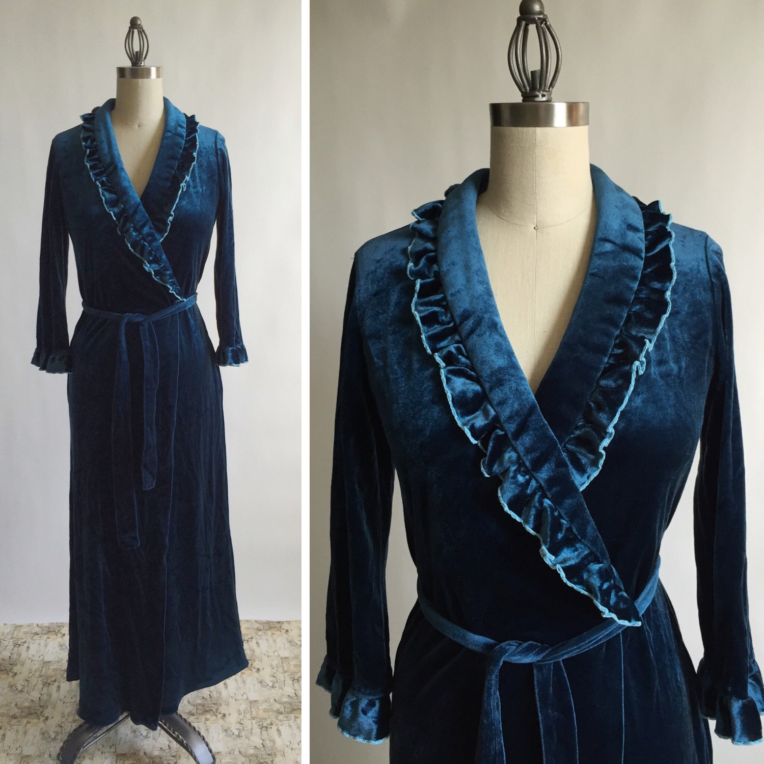 Vintage blue velvet robe. Ruffled velvet robe. 1980s womens