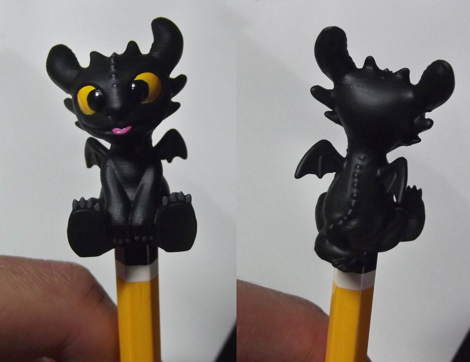 toothless resin statue