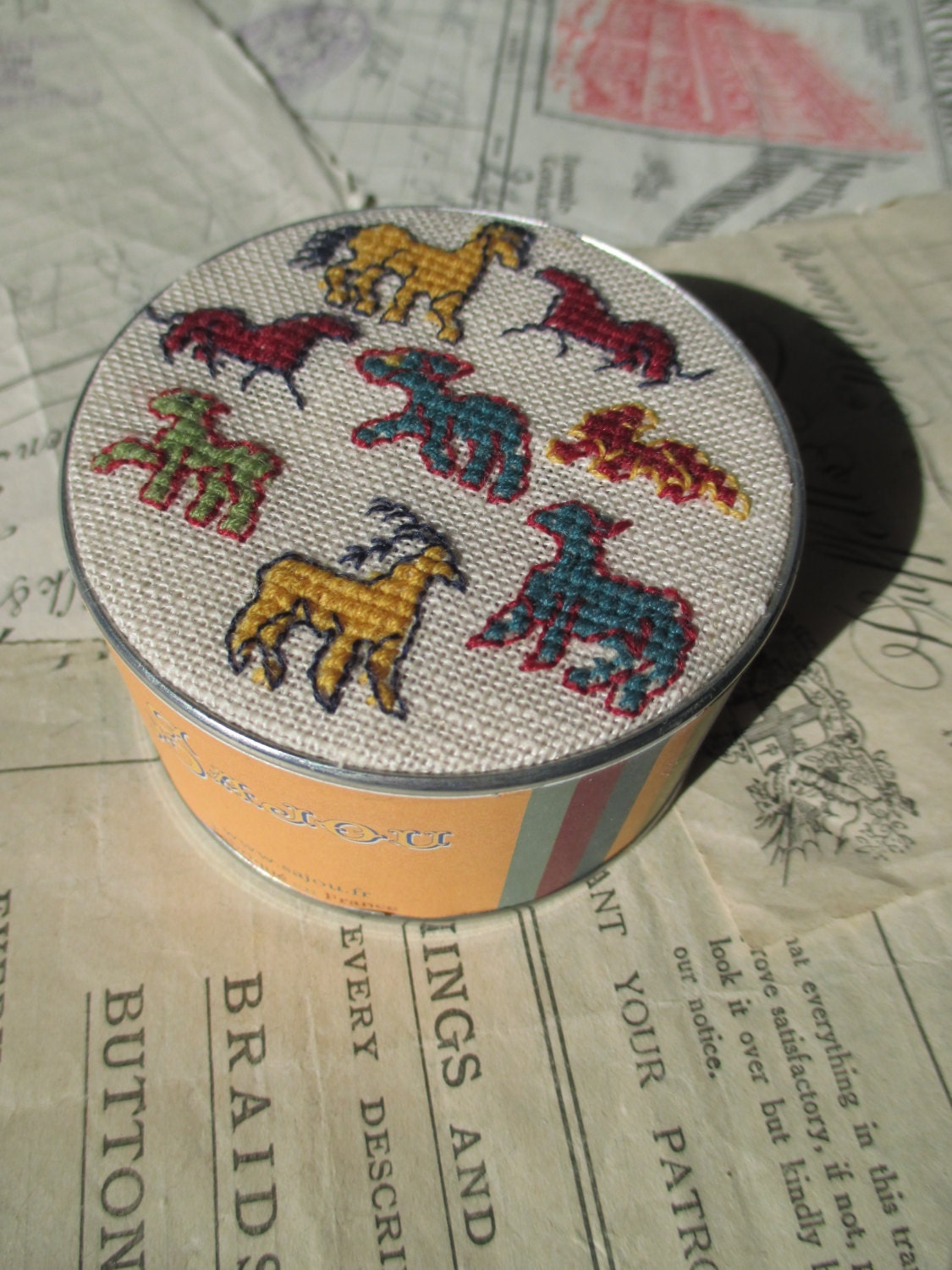 Sajou Museum & Heritage Bayeux Tapestry Embroidery Kit Bayeux