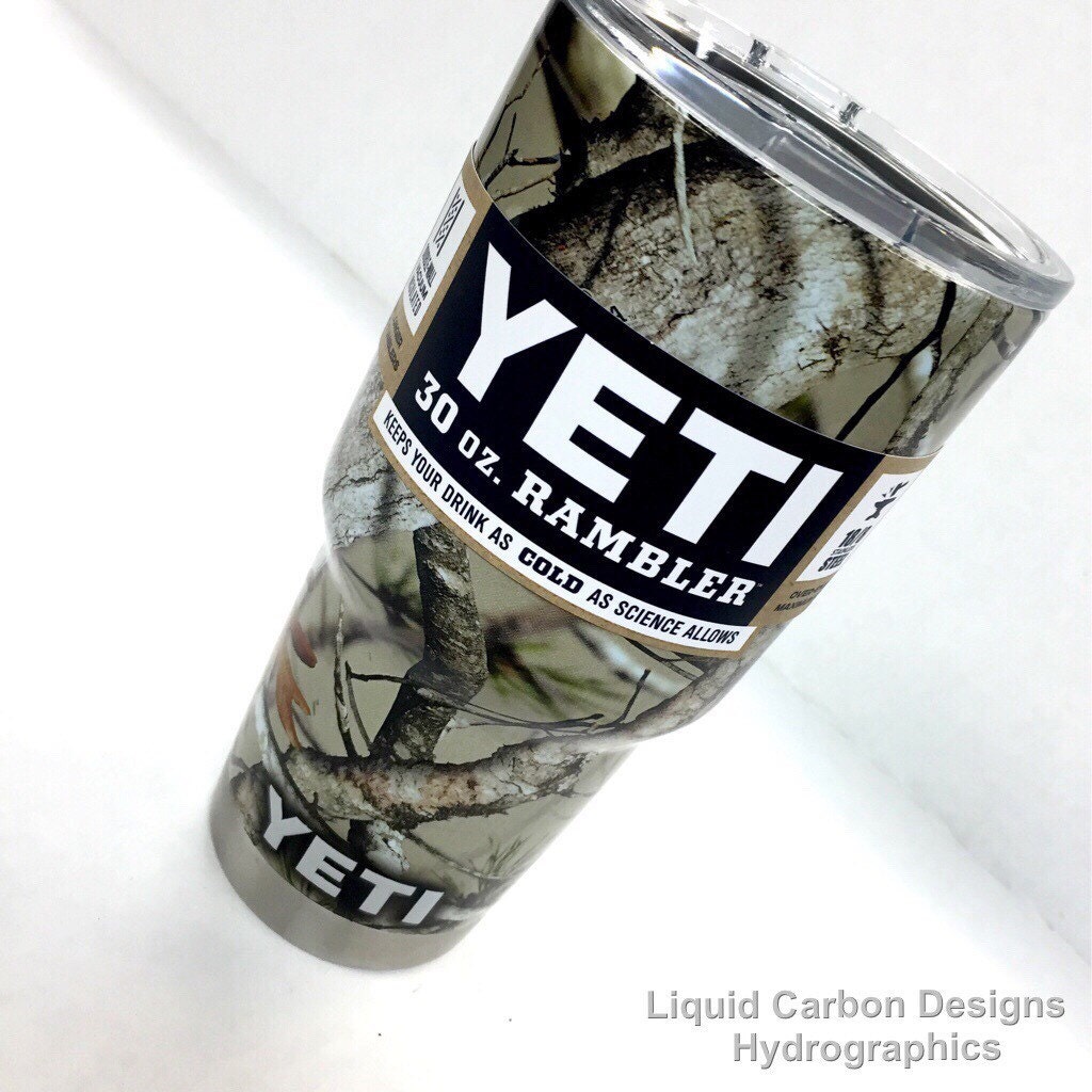30oz 20oz Yeti Cup in Vista Next Camo and Yeti lettering.