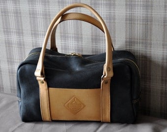 Leather handcrafted Boston bag