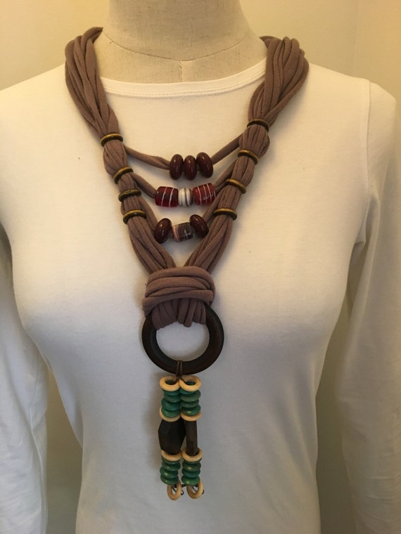 T shirt yarn necklace with glass beads and wood by Lamsati