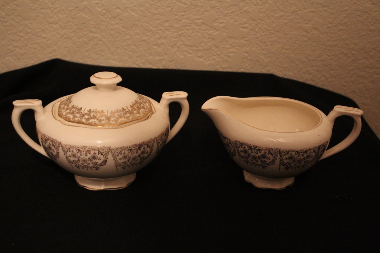 Vintage Keystone Lajean Canonsburg 22K Gold Trim Sugar Bowl and